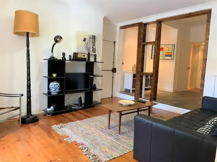 Lisbon Necessidades Artists Apartment